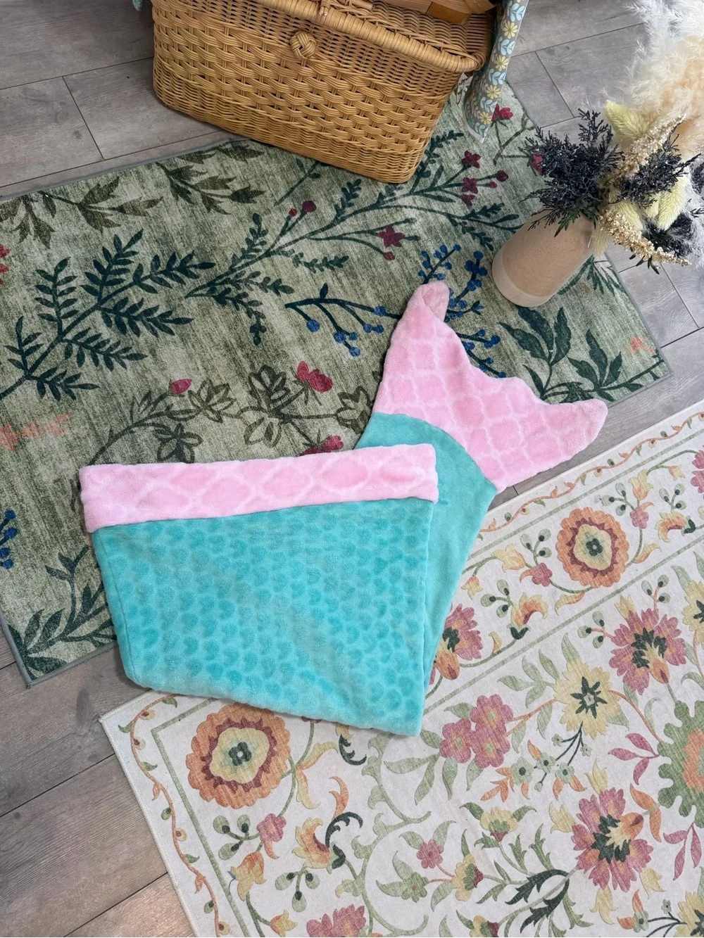 Pink & Teal Girls Plush Mermaid Tail Blanket One Size